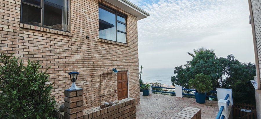 5 Bedroom Property for Sale in Dana Bay Western Cape